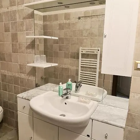 فندق مبيت وإفطار Zara *